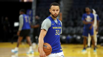 Warriors’ Steph Curry Sends Warning to Teammates Ahead of Game 2