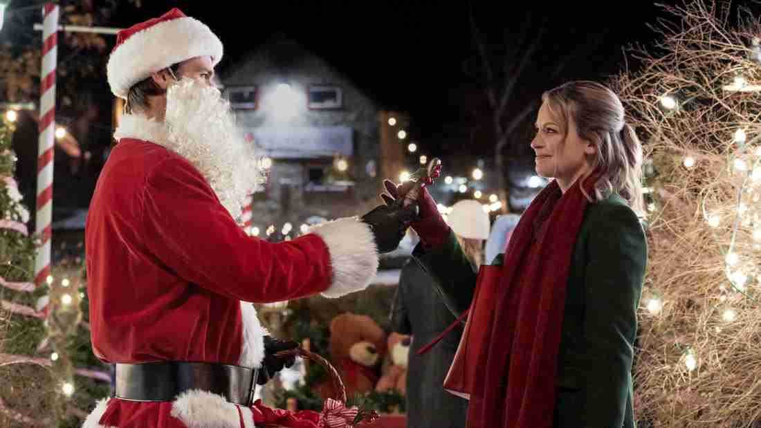 Hallmark Breaks Ratings Records with Christmas in July Movie