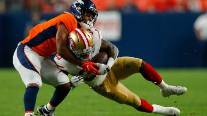 Raiders Sign Ex-49ers RB to Roster, Lose Key Pass Rusher for Season