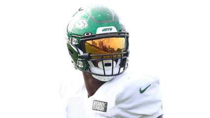 Ex-Jets 30-Year-Old Hints at Retirement