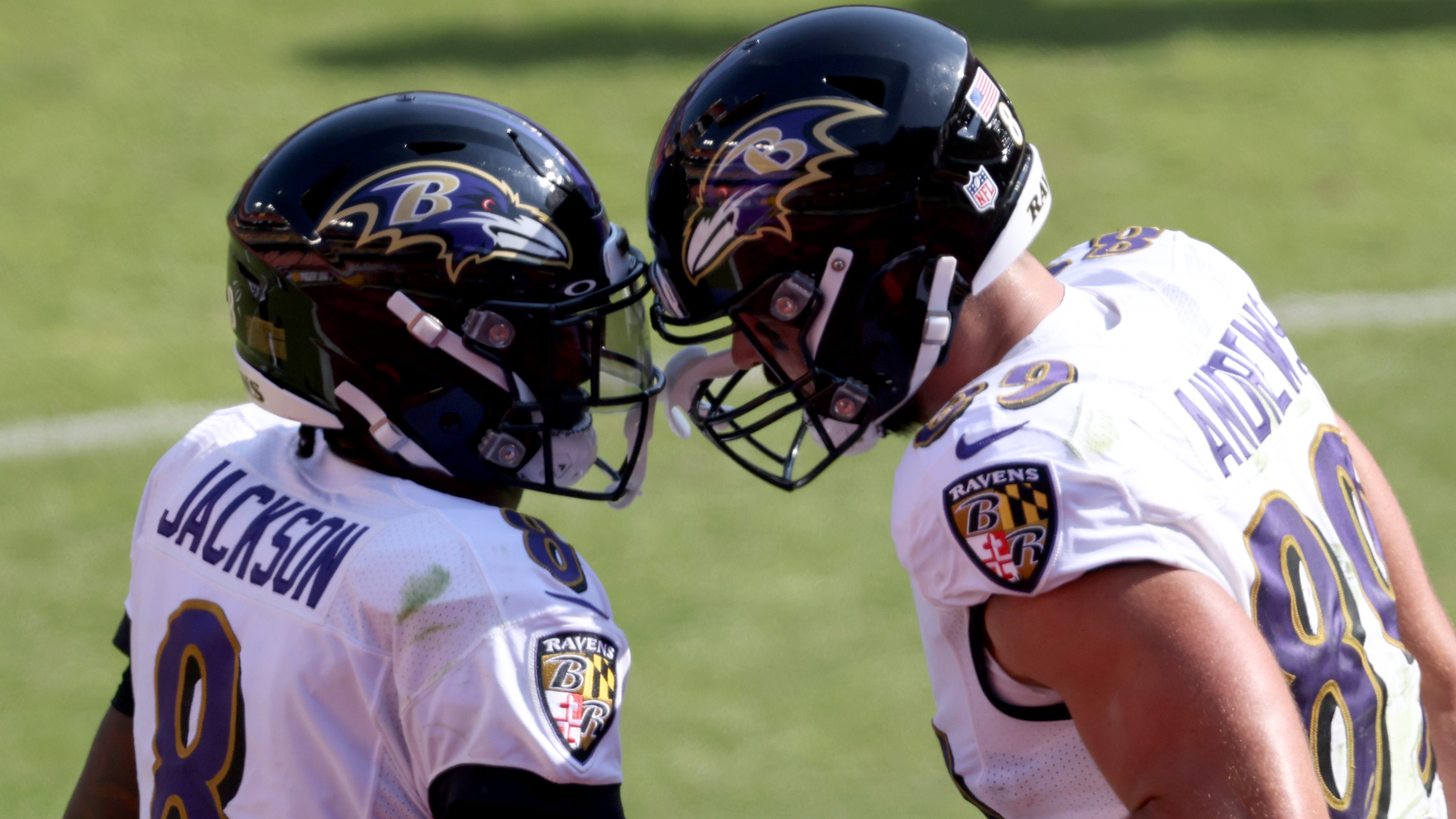 Lamar Jackson and his number one target Mark Andrews