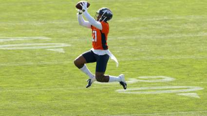 Broncos CB Working With WRs in Practice: Report