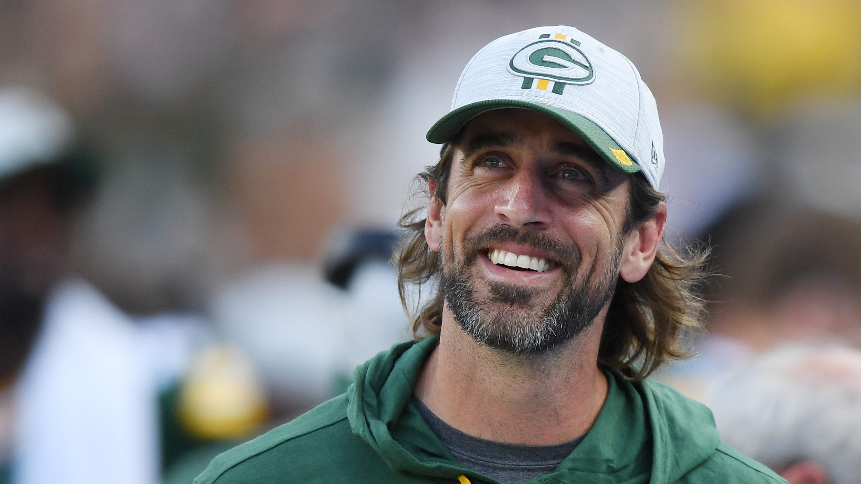 Aaron Rodgers brings résumé, leadership style Jets haven't seen for years
