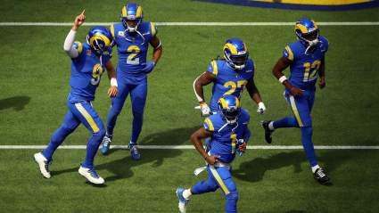 Rams’ Super Bowl Ring Ceremony Had Surprise Recipient [LOOK]