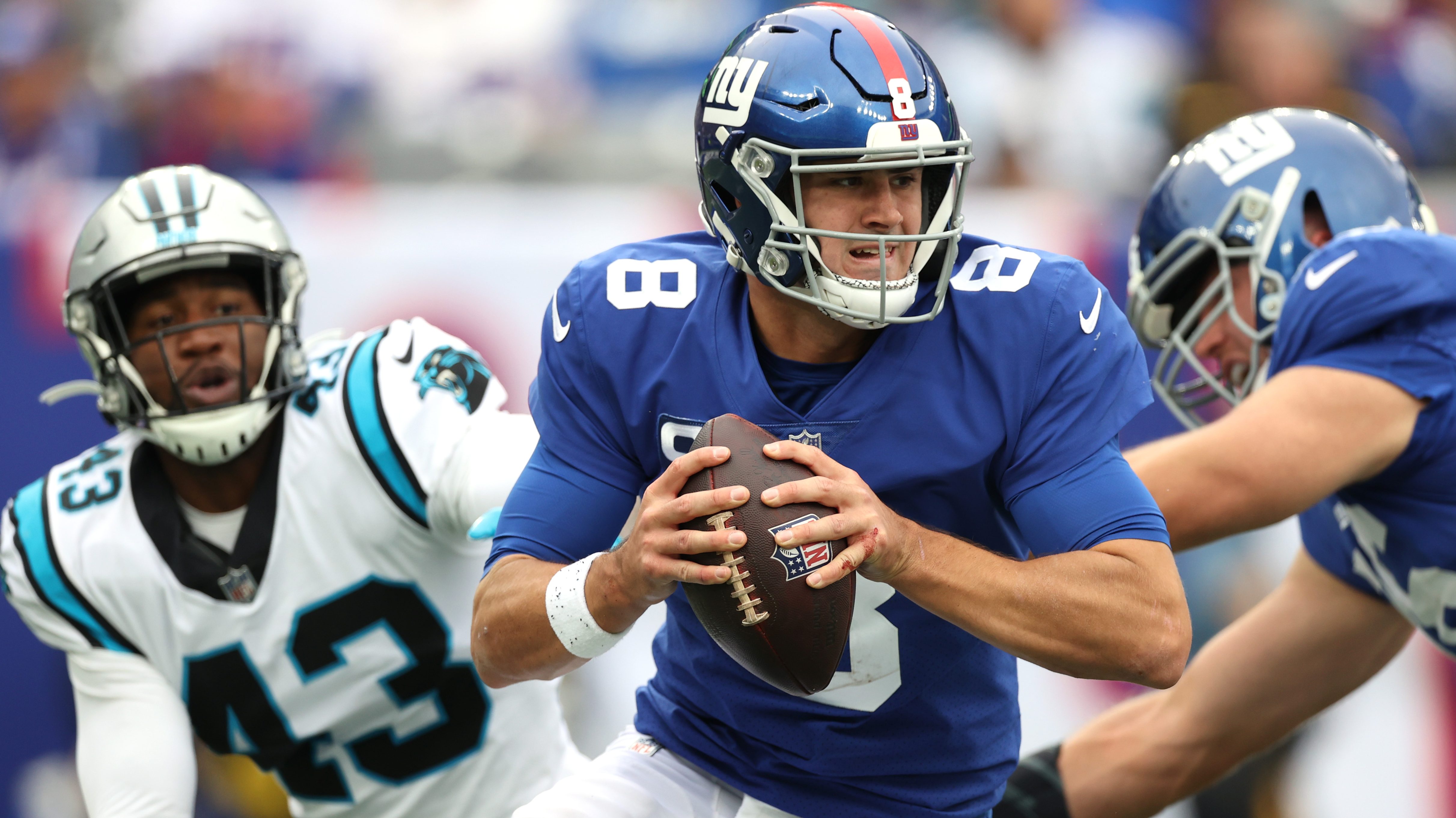 Daniel Jones contract gives New York Giants stability at quarterback