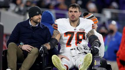 Browns Urged to Add Starting Super Bowl Tackle to Bolster O-Line
