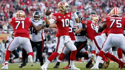 NFL Exec Believes New Team Could ‘Jump In’ on Jimmy Garoppolo: Report