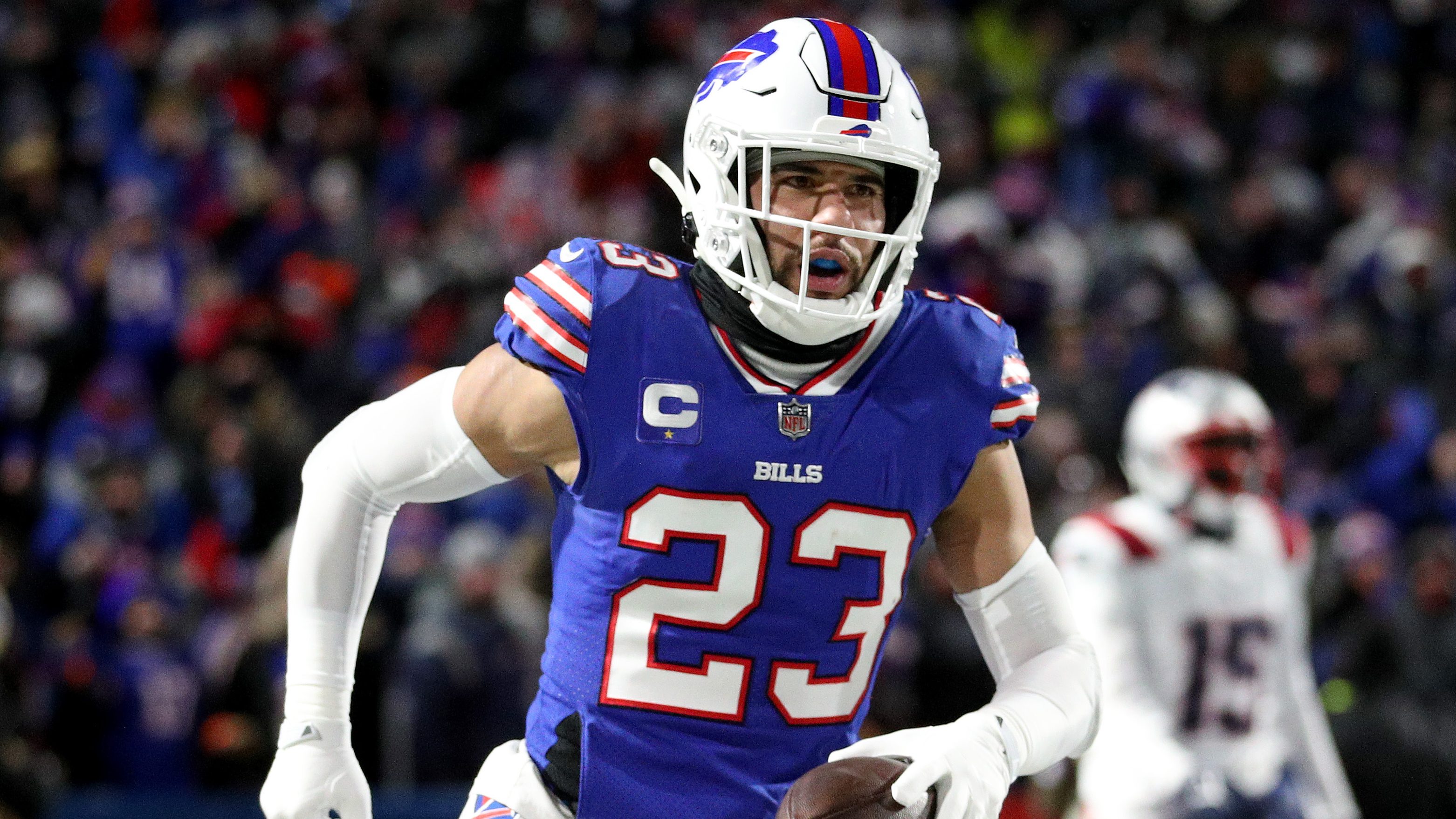 Bills' Micah Hyde Injured, 'Carted To Locker Room': Report