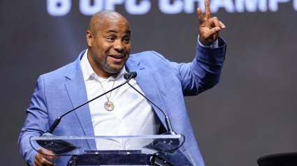 Daniel Cormier Urges ‘Done’ 3-Time UFC Title Challenger to Retire