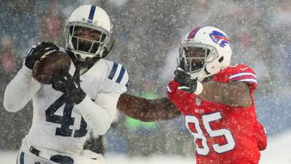 Raiders Sign Ex-Colts Starting DB, Place WR & Rookie on PUP List
