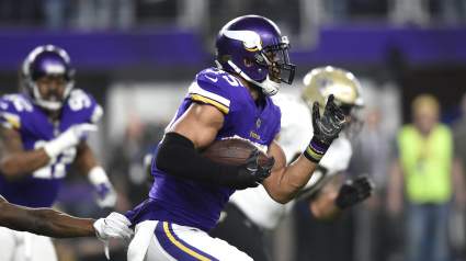 NFC Rival Has Not ‘Closed Door’ on Signing Ex-Vikings 4-Time Pro Bowler: Report