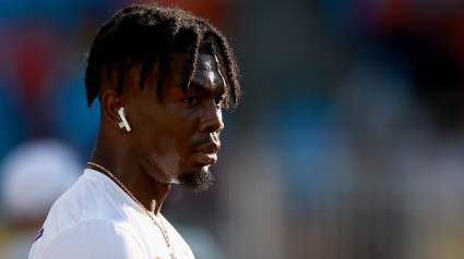 Photos Surface of Chiefs Rookie in Walking Boot Over Break [LOOK]