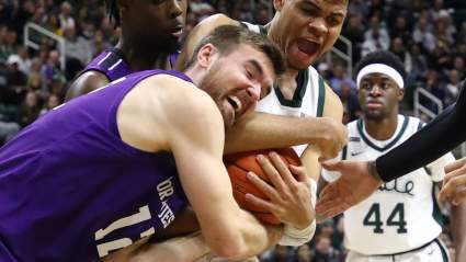 Warriors Sign Former Lacrosse Star to Camp Deal: Report