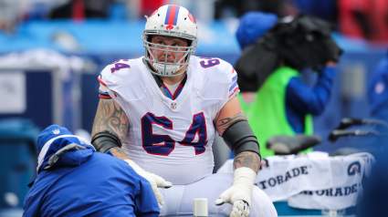 Controversial Former Bills OL, 4-Time Pro Bowler Retires at 39