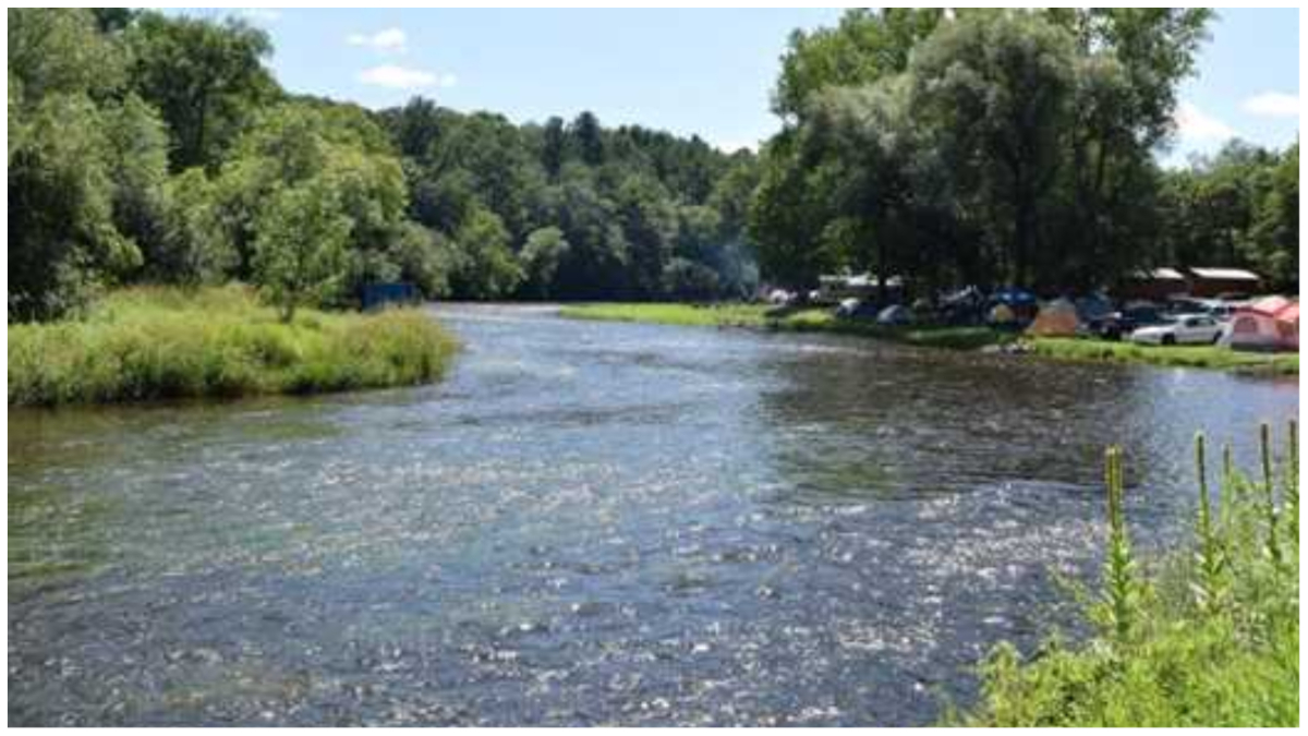 Wisconsin Apple River Stabbings Tubing Tragedy Death   Wisconsin Apple River Stabbings 