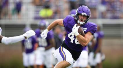Gigantic TE on the Verge of Breaking Vikings Speed Record