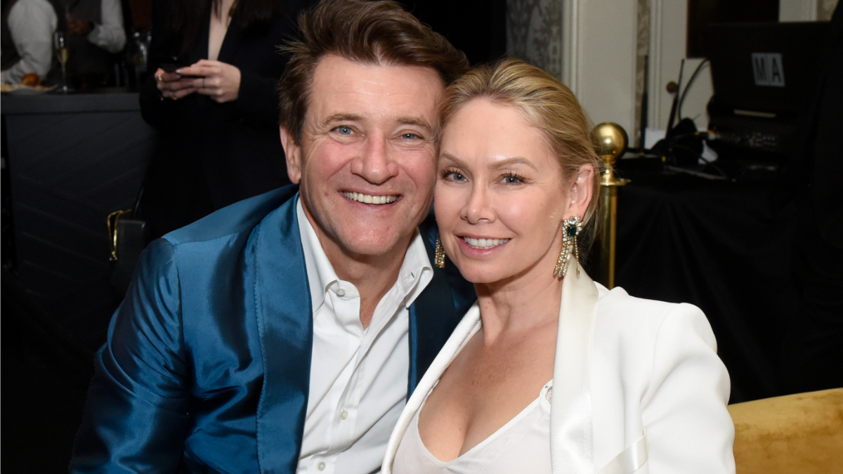 Robert Herjavec Shares Photo Of Twins In The DWTS Ballroom