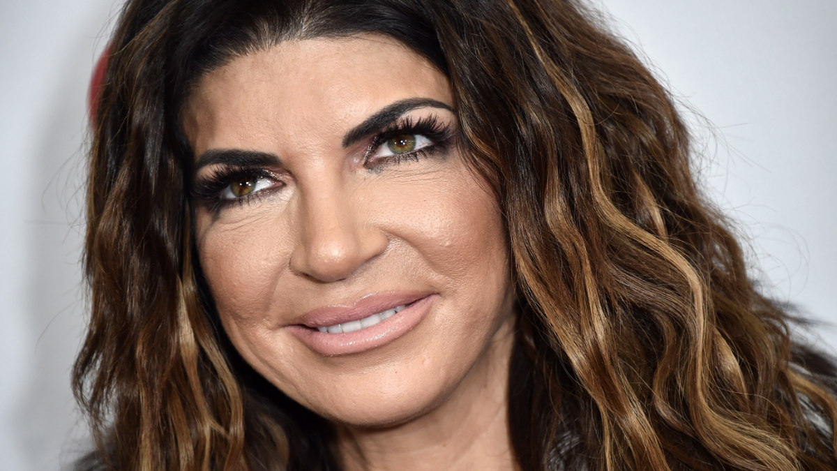 How Teresa Giudice's Wedding Look Compares to Her Vow Renewal