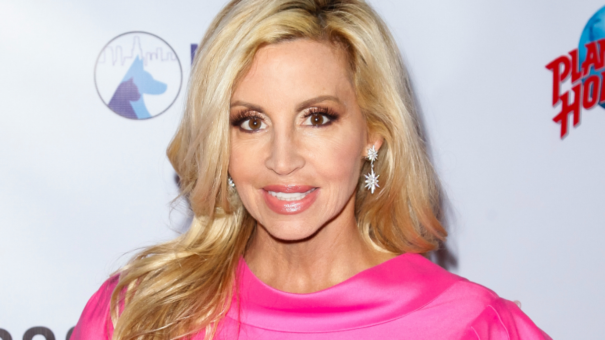 Camille Grammer Accuses RHOBH Stars Of ‘Gaslighting’ | Heavy.com