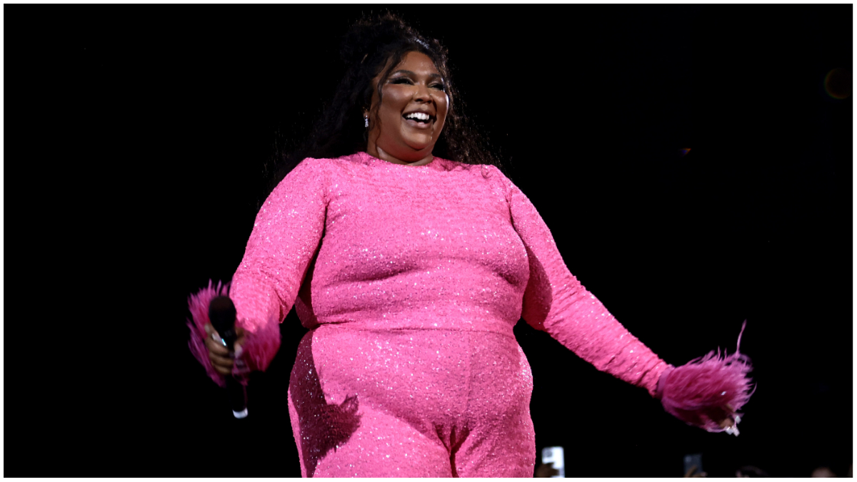 Lizzo's Age, Height & Weight Loss Before & After