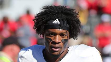 Former Patriots WR Suffers Training Camp Injury With New Team