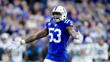Colts Media Buzzing Over Unusual Shaquille Leonard Autograph [LOOK]