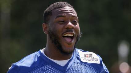 Colts LB Zaire Franklin Throws Major Shade to Lions RB on Twitter