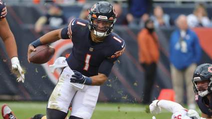 Bears WR Sends Message to 49ers About Justin Fields