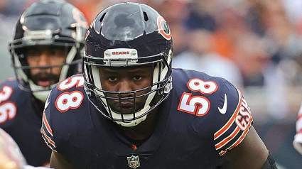 Former Bears All-Pro Trolls Team, Recruits Roquan Smith Amid Drama