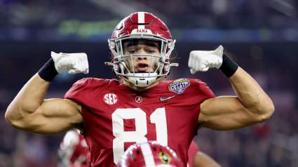 Alabama TE Questionable for Season Opener