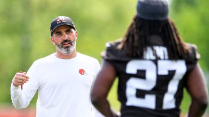 Browns’ Plan for Kareem Hunt Revealed Amid Contract Dispute