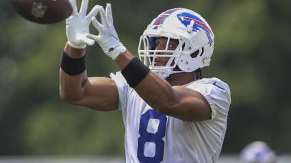 Browns Eyeing Move for Former First-Round Pass-Catcher