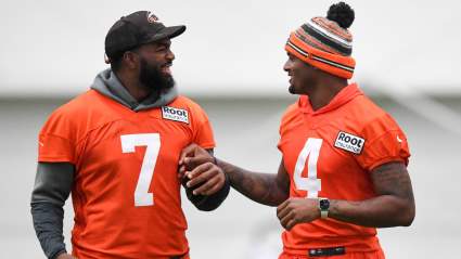 Browns QB Sends Strong Message on Role Amid Latest News