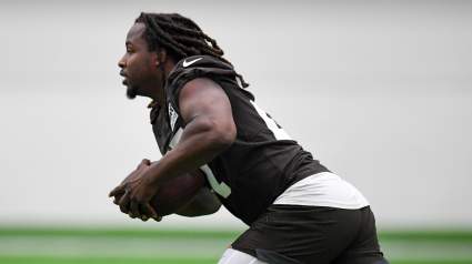 Browns Running Back Eyeing Trade Amid Contract Dispute