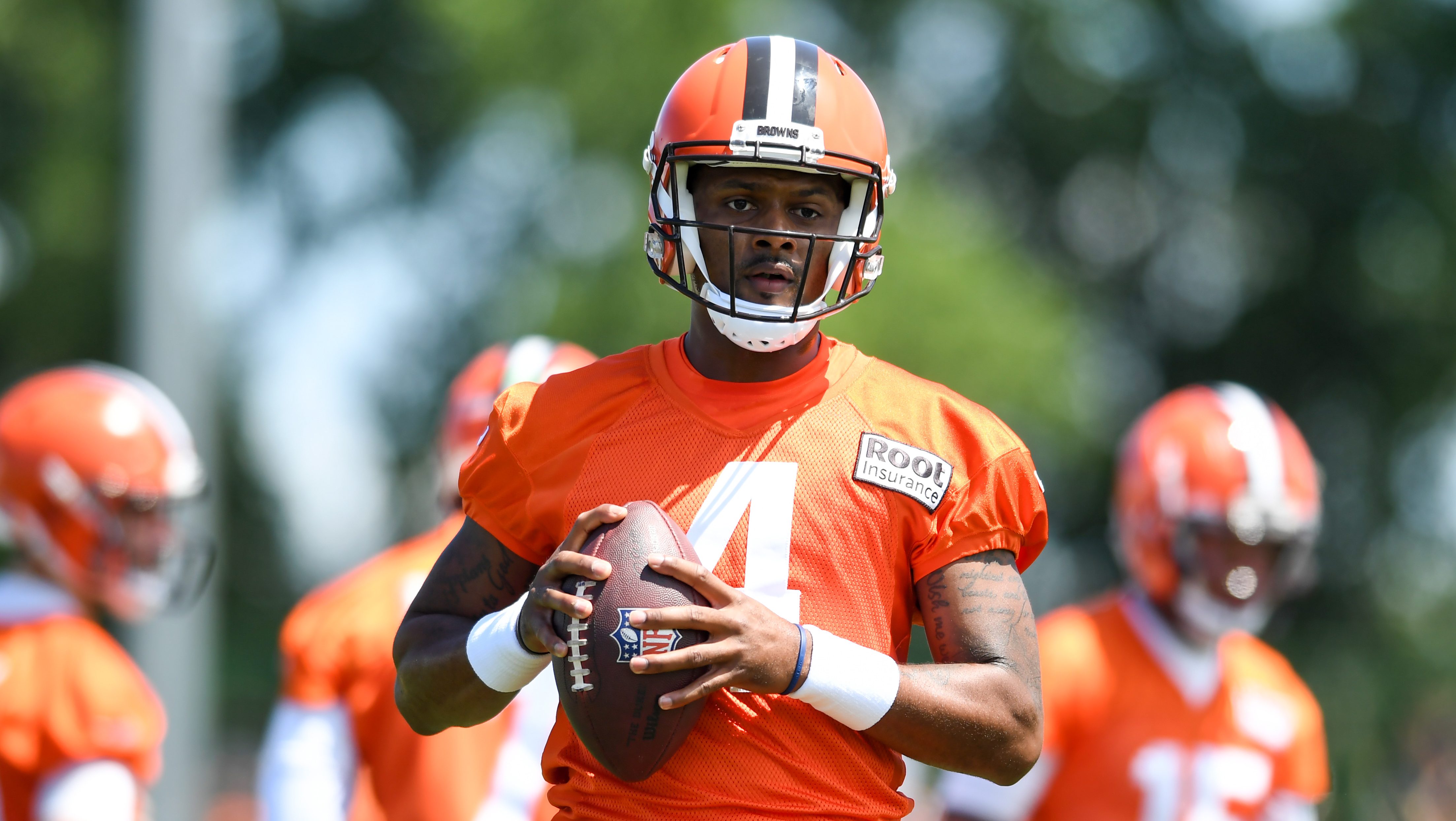 Trade Proposal Lands Browns Former 1st-Round QB to Replace Watson