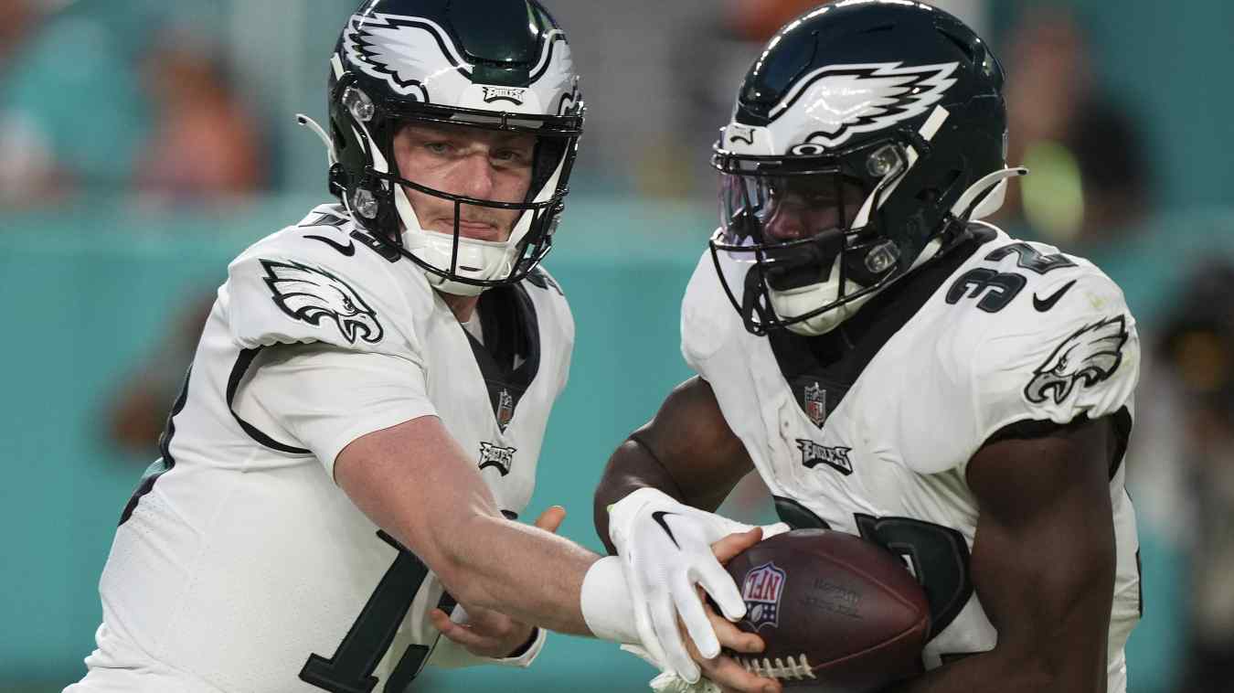 Eagles Plan to Cut Explosive Playmaker, QB Depth Chart Gets Interesting