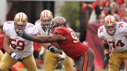 Popular 49ers Coach Reunites With Former $9 Million Defender Amid Signing