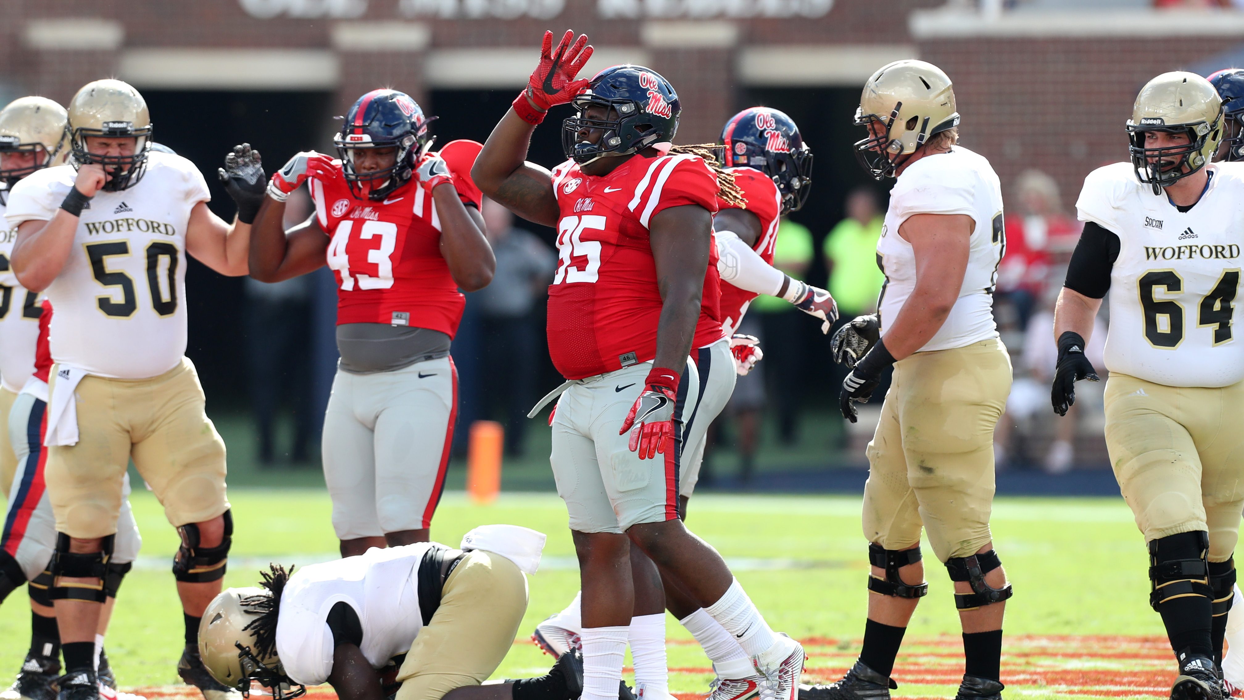 Around The NFL on X: Lions sign ERFA DT Benito Jones    / X