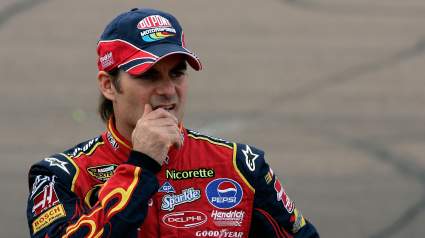 A Classic Jeff Gordon Scheme Takes Over Darlington Raceway