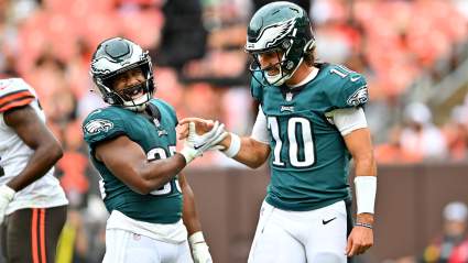Eagles Rookie Destroys Browns in Savage Highlight-Reel Play: WATCH