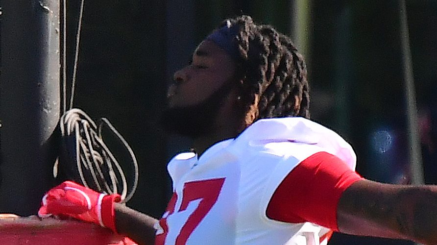 Chiefs RB Ronald Jones decides to wear No. 2 jersey in Kansas City