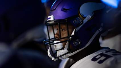 Vikings Release Fan Favorite, Comeback Hero