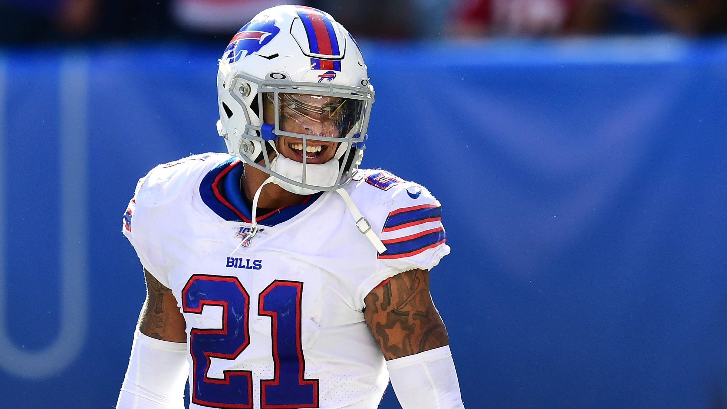 East Rutherford, New Jersey, USA. 8th Sep, 2019. Buffalo Bills free safety Jordan  Poyer (21) reacts to New York Jets fans after a NFL game between the  Buffalo Bills and the New