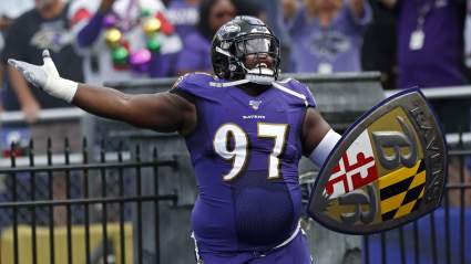 Ravens Veteran Defender Makes Decision on Season-Ending Surgery