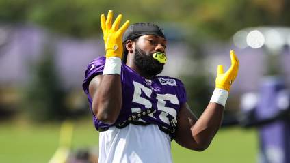 Za’Darius Smith Speaks to Fans After Vikings Trade Him to Browns