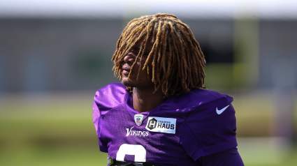 Former Viking Rips 1st-Round Pick for Cryptic Tweet: ‘He’s at a Crossroads’