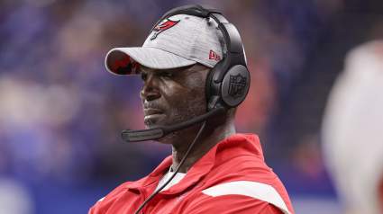 Bucs Sign ‘Upgrade’ at Tight End, Cut Playmaker Ahead of Saints Showdown