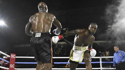 Ex-Chiefs RB Knocks Out Adrian Peterson in Boxing Match [WATCH]