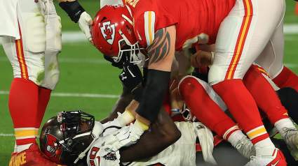 Former Chiefs Super Bowl Starter Signs With AFC Squad