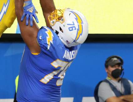 Rams HC Sean McVay Raves About Addition of Ex-Chargers OL